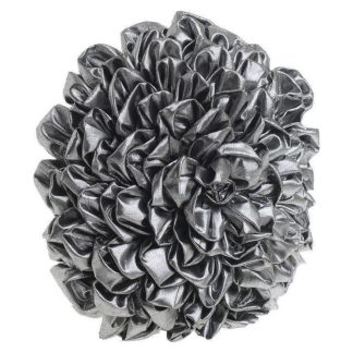 Μαξιλάρι λουλούδια ασημί Δ35cm Inart 3-40-947-0002